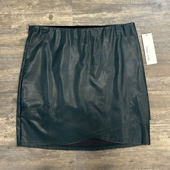BISHOP + YOUNG Anthropologie VEGAN LEATHER Mini Skirt Black/Jade NWT - Picture 2 of 10